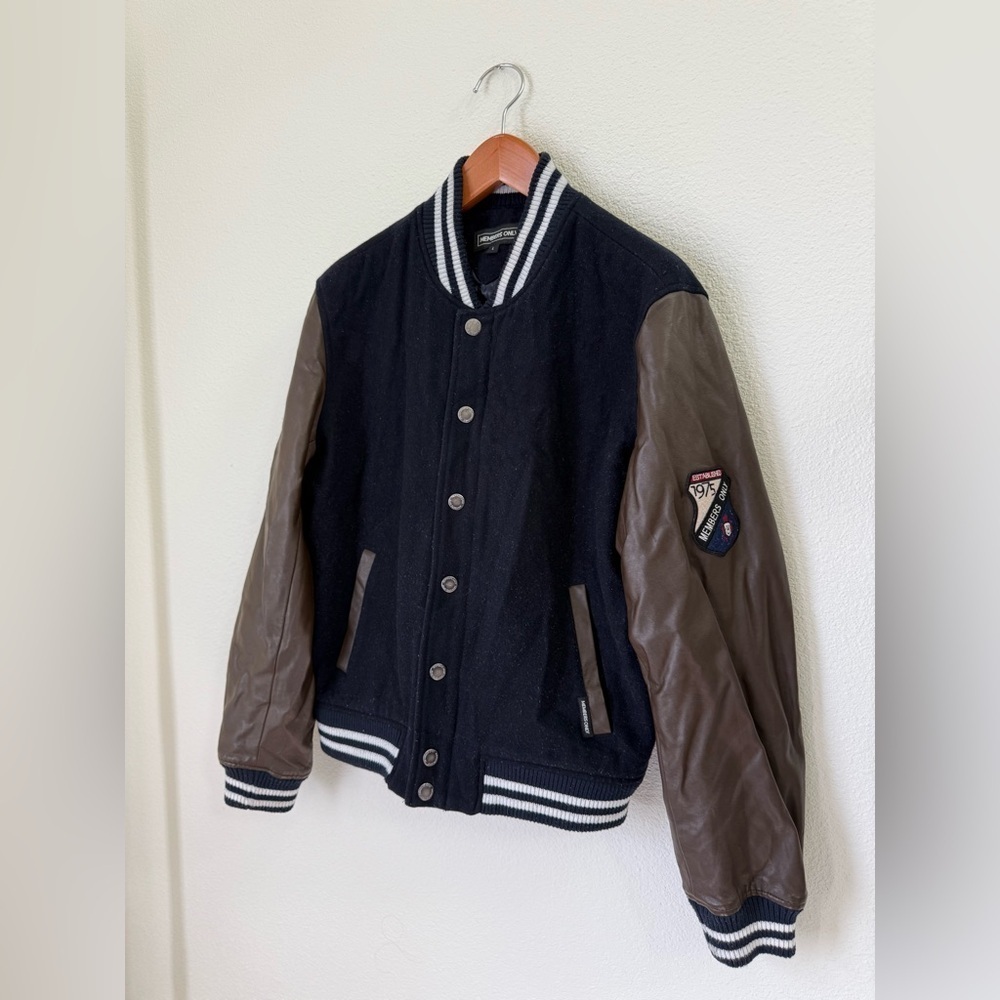 Members Only Vintage Navy Blue & Brown Bomber Jacket Men’s Size Large